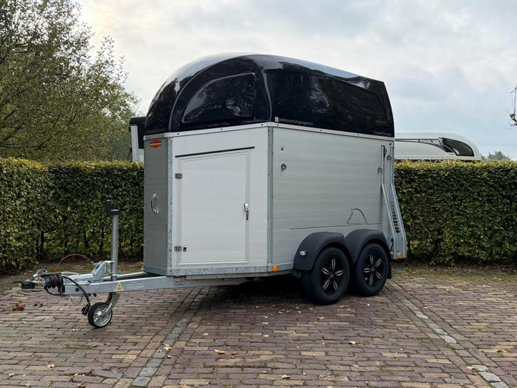 Prachtige mooie luxe uitgevoerde Bockmann uno met zadelkamer, Dieren en Toebehoren, Paarden en Pony's | Trailers en Aanhangwagens