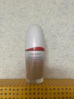 Shiseido Revitalessence Skin Glow Foundation 330 Bamboo, Sieraden, Tassen en Uiterlijk, Uiterlijk | Cosmetica en Make-up, Gehele gezicht