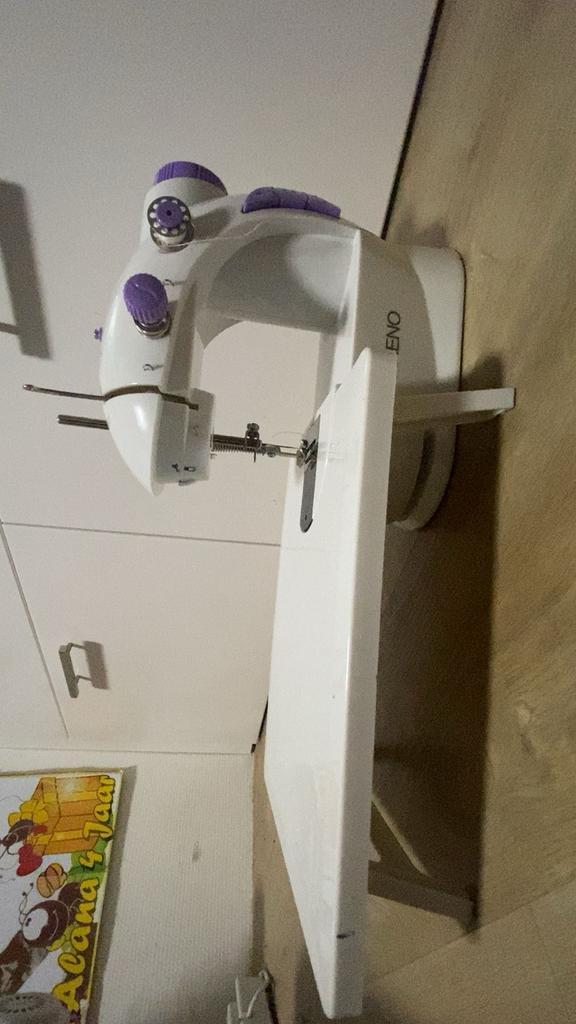 ARENO naaimachine, Hobby en Vrije tijd, Naaimachines en Toebehoren, Gebruikt, Naaimachine, Overige merken, Ophalen of Verzenden
