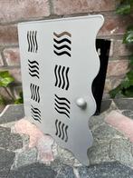 Postmodern, metalen sleutelkastje, Memphis stijl, Huis en Inrichting, Woonaccessoires | Overige, Ophalen of Verzenden, Zo goed als nieuw