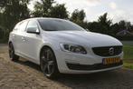 Volvo V60 D5 Twin Engine Geartronic AWD Plug In Hybrid, Auto's, Automaat, 1800 kg, Leder en Stof, Vierwielaandrijving
