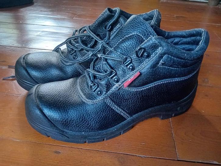 Comfortabele Werkschoenen * 1 keer gebruikt* maat 40, Doe-het-zelf en Verbouw, Veiligheidskleding, Zo goed als nieuw, Ophalen