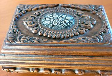 antieke houten doos rijk gestoken antiek hout kistje beschikbaar voor biedingen