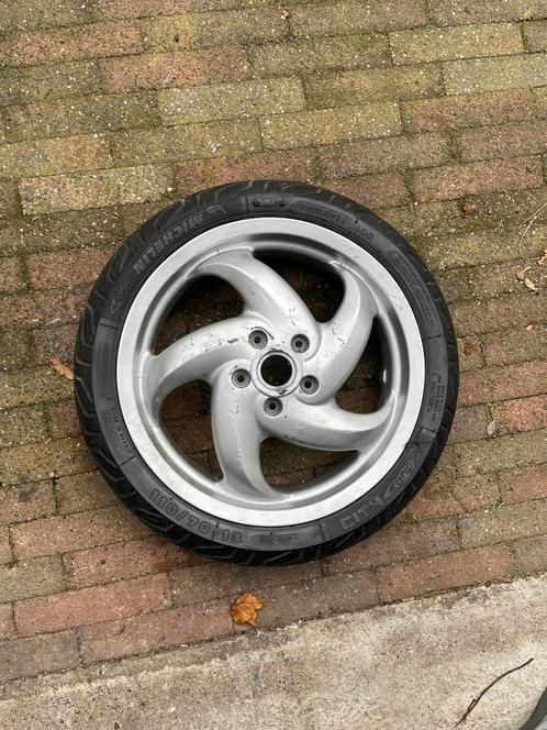 Gilera runner 125cc / 180cc dubbel disk achter velg, Motoren, Tuning en Styling, Ophalen