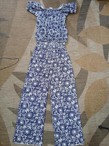 Wit blauwe set top en flarebroek maat 158/164 beschikbaar voor biedingen