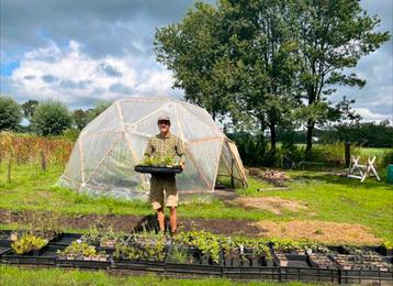 Ecologisch gekweekte tuinplanten beschikbaar voor biedingen