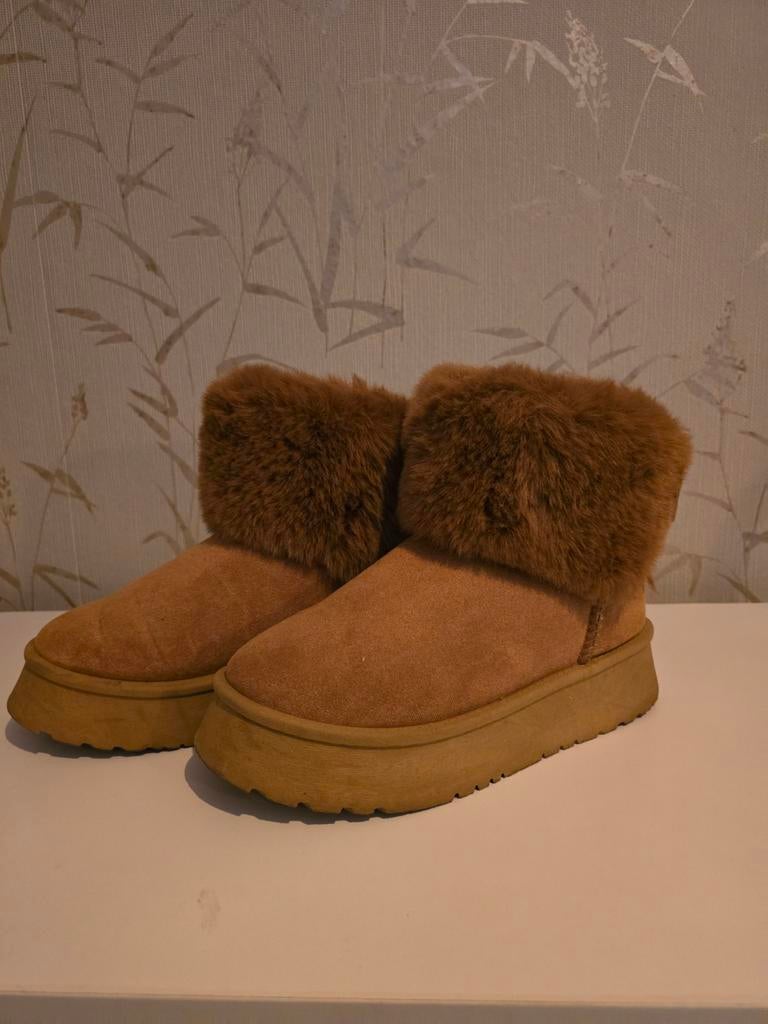 Warme boots, Bruin, Overige typen, Ophalen of Verzenden, Onbekend