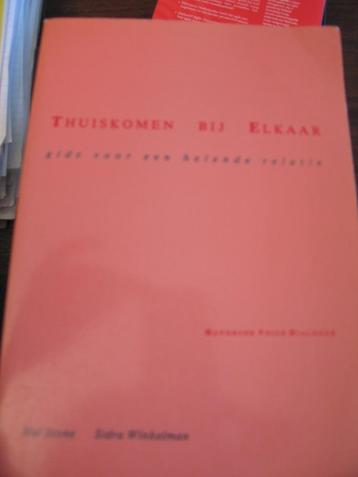 Thuiskomen bij elkaar Handboek voice dialogue beschikbaar voor biedingen