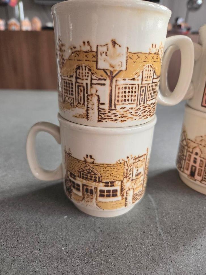 Bilton England Mokken - Vintage Charme, Huis en Inrichting, Keuken | Servies, Gebruikt, Kop(pen) en/of Schotel(s), Overige stijlen