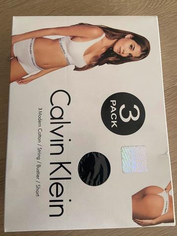 Calvin Klein 3 strings NIEUW in verpakking beschikbaar voor biedingen