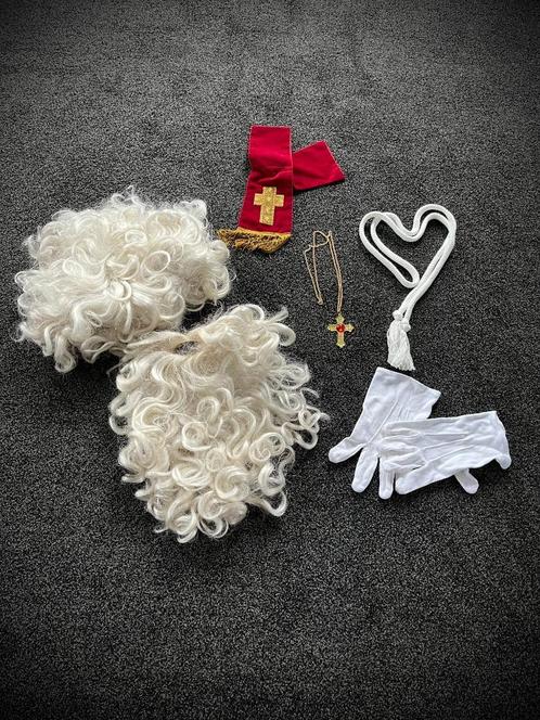 Sint accessoires - Baard, handschoenen, ketting, koord, Diversen, Sinterklaas, Gebruikt, Ophalen of Verzenden