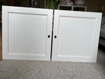 Besta kastdeuren van IKEA beschikbaar voor biedingen