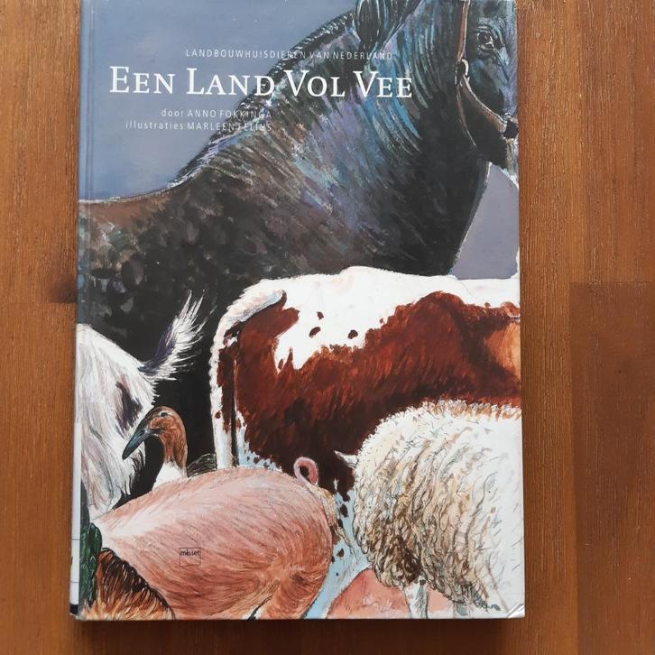 Een Land Vol Vee, Boeken, Overige Boeken, Gelezen, Ophalen of Verzenden