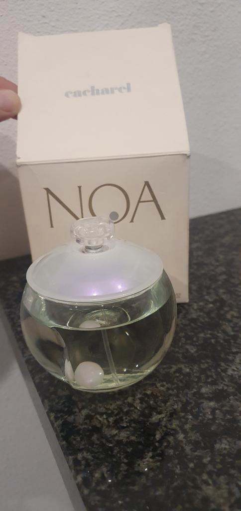 Cacharel Noa 100ml Parfum - Zo Goed Als Nieuw!, Sieraden, Tassen en Uiterlijk, Uiterlijk | Parfum, Zo goed als nieuw, Ophalen of Verzenden