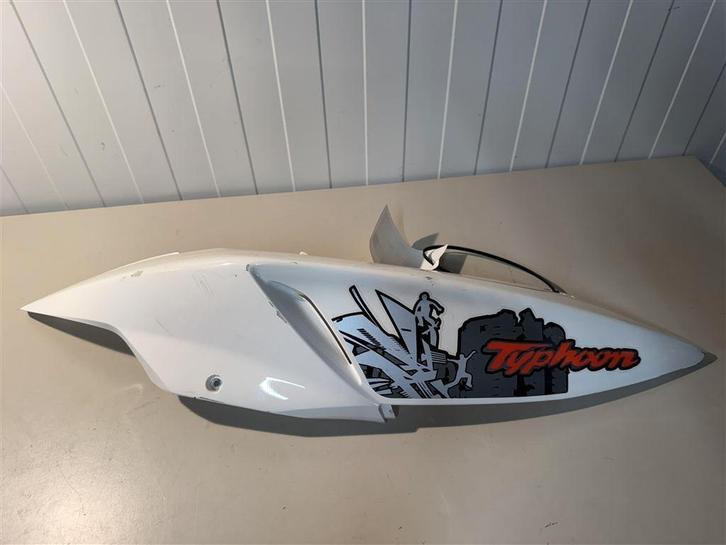 Piaggio Typhoon 50 2020 Linker Kuipdeel, Fietsen en Brommers, Brommeronderdelen | Scooters, Zo goed als nieuw, Piaggio, Ophalen of Verzenden