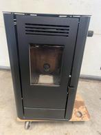 Artel julia next 8kw wiffi, Huis en Inrichting, Kachels, Ophalen of Verzenden, Zo goed als nieuw, Overige brandstoffen, Pelletkachel