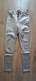 Prachtige gouden broek smalle pijp, Kleding | Dames, Overige kleuren, Ophalen of Verzenden, Zo goed als nieuw, W28 - W29 (confectie 36)