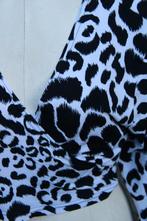 Bolero zwart/ wit Magna mt 48/50 Vaste prijs, Zwart, Maat 46/48 (XL) of groter, Ophalen of Verzenden, Jasje