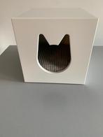 Kattenhuis, wit, met lichtgrijs kussen, 33x33 cm, Ophalen, Zo goed als nieuw