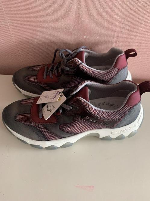 Bugatti dames schoenen maat 37(nr.29 DA), Kleding | Dames, Schoenen, Nieuw, Sneakers of Gympen, Overige kleuren, Ophalen of Verzenden