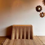 Riet rotan Trompe L’oeil draped sidetable vintage, Huis en Inrichting, Tafels | Sidetables, Gebruikt, 50 tot 100 cm, Vintage, Vintage