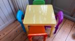 Decopatent kindertafel kunststof plus vier stoeltjes, Ophalen, Zo goed als nieuw