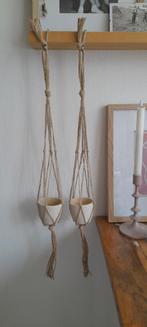 2 plantenhangers van jute touw incl bloempotjes, Ophalen of Verzenden, Halfschaduw, Minder dan 100 cm