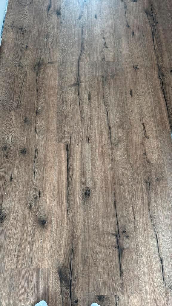 50m2 laminaat, Huis en Inrichting, Stoffering | Vloerbedekking, Gebruikt, Laminaat, Bruin, 25 tot 50 m², Ophalen