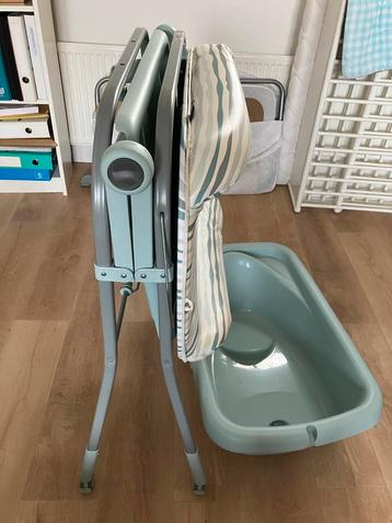 Chicco Inklapbare Kaptafel met Badje & Aankleedkussen beschikbaar voor biedingen