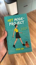 Susan Juby - Het modeproject, Boeken, Ophalen of Verzenden, Zo goed als nieuw, Susan Juby