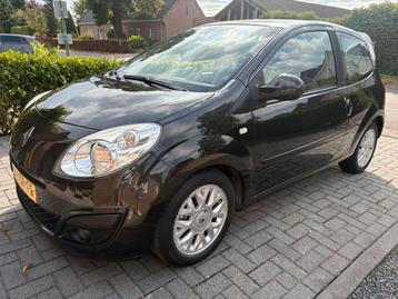 Tekoop deze super mooie Renault twingo beschikbaar voor biedingen