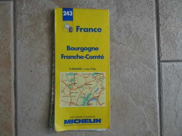 michelin wegenkaart 243 Bourgondie, Franche Comte, Boeken, Atlassen en Landkaarten, Gelezen, Landkaart, Frankrijk, 1800 tot 2000