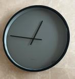 Zuiver Time Bandit - Klok - Grijs, Huis en Inrichting, Woonaccessoires | Klokken, Ophalen of Verzenden, Zo goed als nieuw, Wandklok