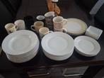 Vanwege aankoop nieuw servies alles in een geheel mee nemen, Huis en Inrichting, Keuken | Servies, Ophalen of Verzenden, Overige stijlen