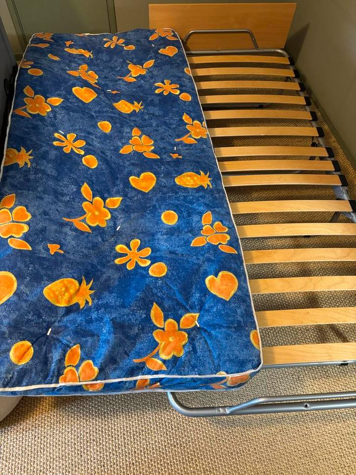 Opklapbed - ruimtebesparend!, Huis en Inrichting, Slaapkamer | Bedden, Gebruikt, Eenpersoons, 80 cm, 190 cm of minder, Stof, Blauw