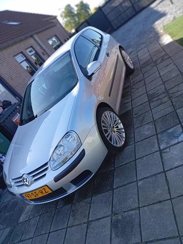 Volkswagen Golf 1.6 16V FSI 85KW 3D 2006 Zilver beschikbaar voor biedingen
