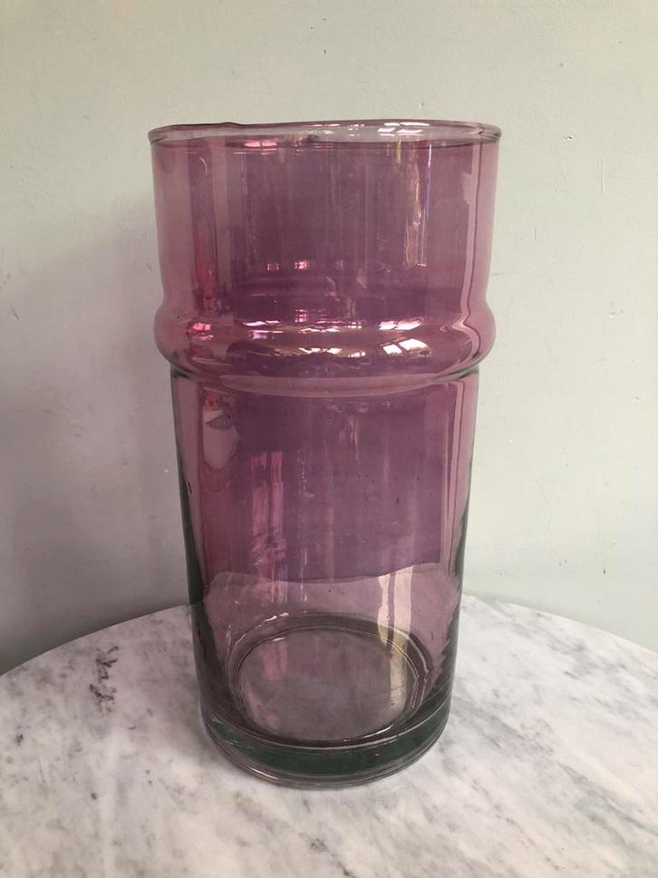 Nieuw HAY design vaas Moroccan Pink, Large, hoogte 28 cm., Huis en Inrichting, Woonaccessoires | Vazen, Zo goed als nieuw, Overige kleuren