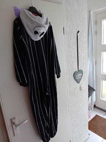 Midnight onsie maat 140 beschikbaar voor biedingen