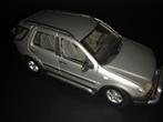 Mercedes Benz ML320 Modelauto 1:18, Ophalen of Verzenden, Zo goed als nieuw, Auto, Maisto
