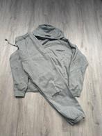 Essentials Trainingspak Maat XXL, Ophalen of Verzenden, Nieuw, Overige maten