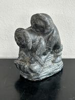 Wolf Canada speksteen Eskimo op slee beeldje 9 cm, Verzamelen, Beelden en Beeldjes, Ophalen of Verzenden, Zo goed als nieuw, Dier