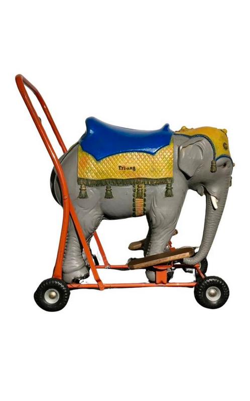 1950s TRI-ANG duw Speelgoed Circus Olifant, Antiek en Kunst, Antiek | Speelgoed, Ophalen
