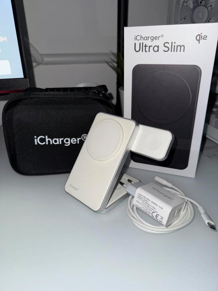 Icharger Ultra Slim 3in1 Charging Station ( Apple + Samsung), Telecommunicatie, Mobiele telefoons | Telefoon-opladers, Zo goed als nieuw