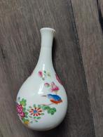 Wedgwood Cuckoo Vaas, Huis en Inrichting, Woonaccessoires | Vazen, Wit, Aardewerk of Porselein, Ophalen of Verzenden, Zo goed als nieuw