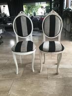 Slaapkamer stoeltjes, Ophalen