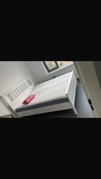Bed, Huis en Inrichting, Slaapkamer | Bedden, Ophalen, Tweepersoons, Zo goed als nieuw, 180 cm
