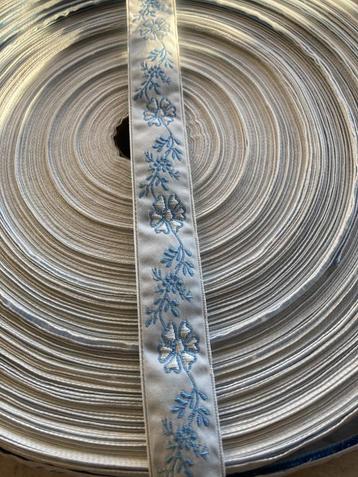 LINT/ BAND EDELWEISS BLOEMEN BLAUW 20 MM NIEUW beschikbaar voor biedingen
