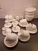 Riviera Maison servies wit, Ophalen, Zo goed als nieuw, Effen, Kop(pen) en/of Schotel(s)