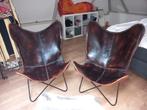 2 mooie cognac kleurige leren vlinderstoelen, Ophalen, Twee, Bruin, Zo goed als nieuw