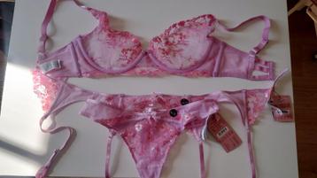 Lingerieset Hunkemöller 75E beschikbaar voor biedingen